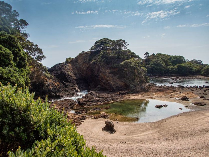 Motuarohia bay of islands explorations on rock the boat