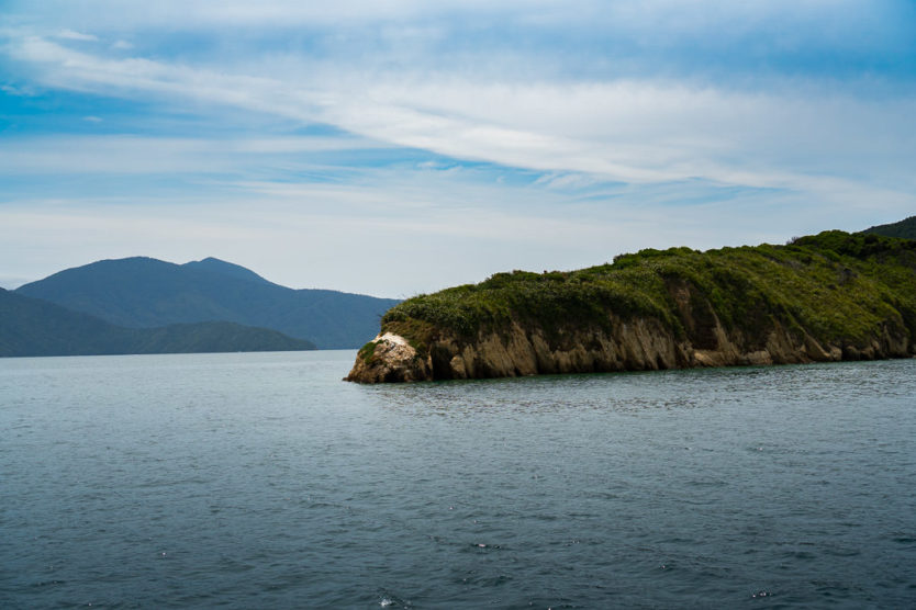 queen charlotte sound mail boat cruise in picton new zealand