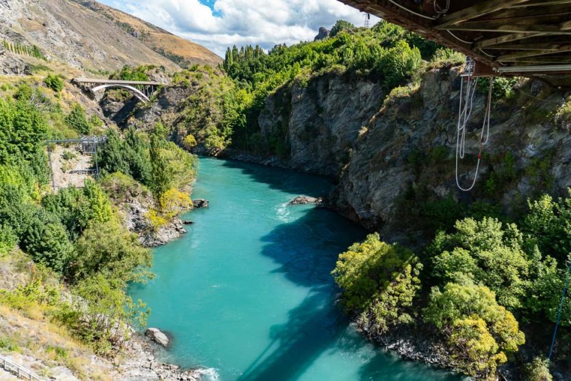 kawarau gorge bungy jump near queenstown