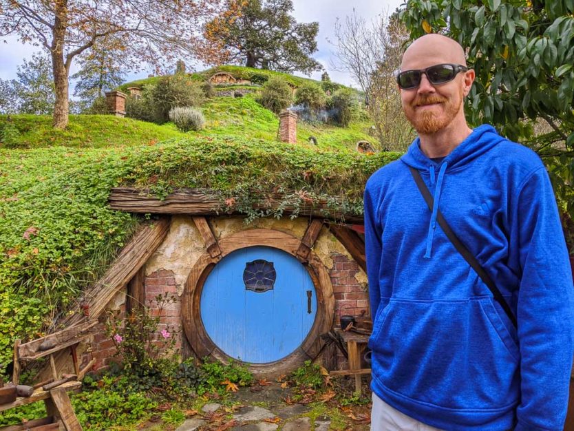 visiting hobbiton in new zealand - photo opps